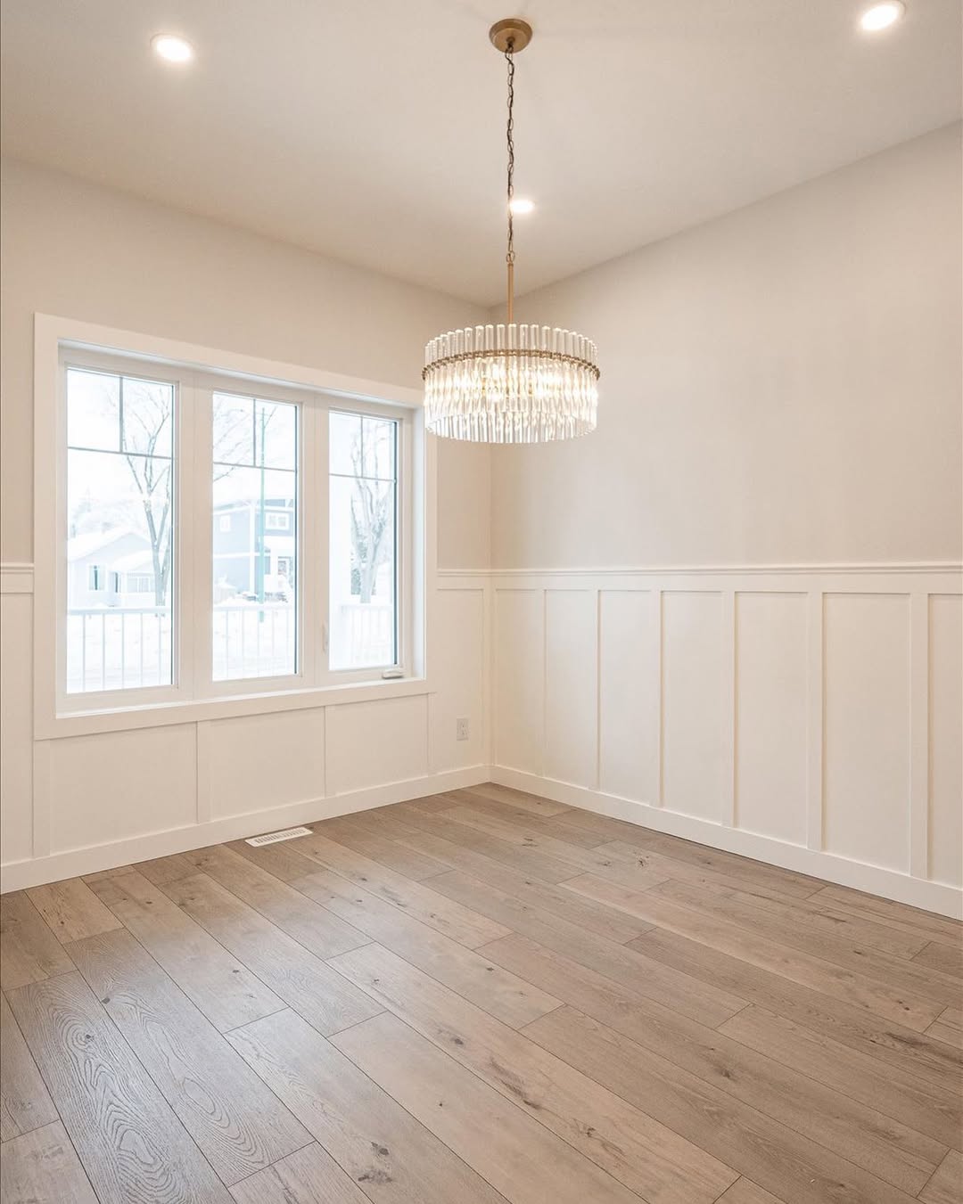 Professional Painting with Smooth, Even Finishes